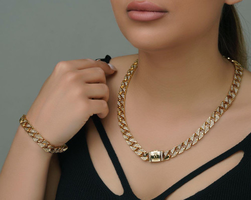 سرویس کارتیر نگین اتمی